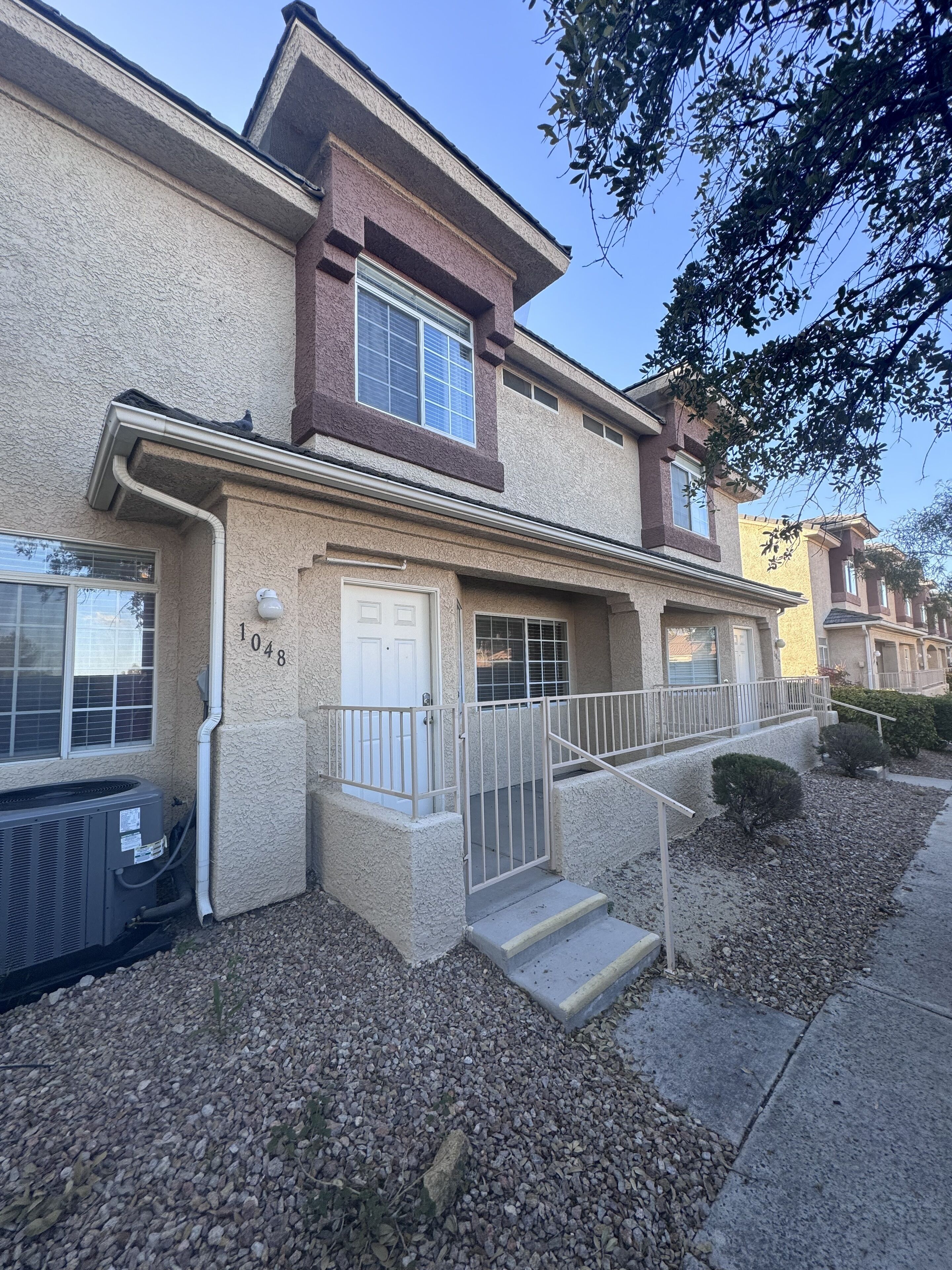Townhouse near the golf course and parks
