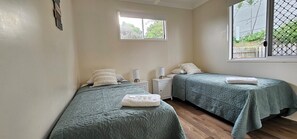 3 habitaciones, tabla de planchar con plancha y wifi gratis 