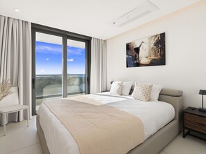 2 bedrooms, in-room safe, iron/ironing board, free WiFi