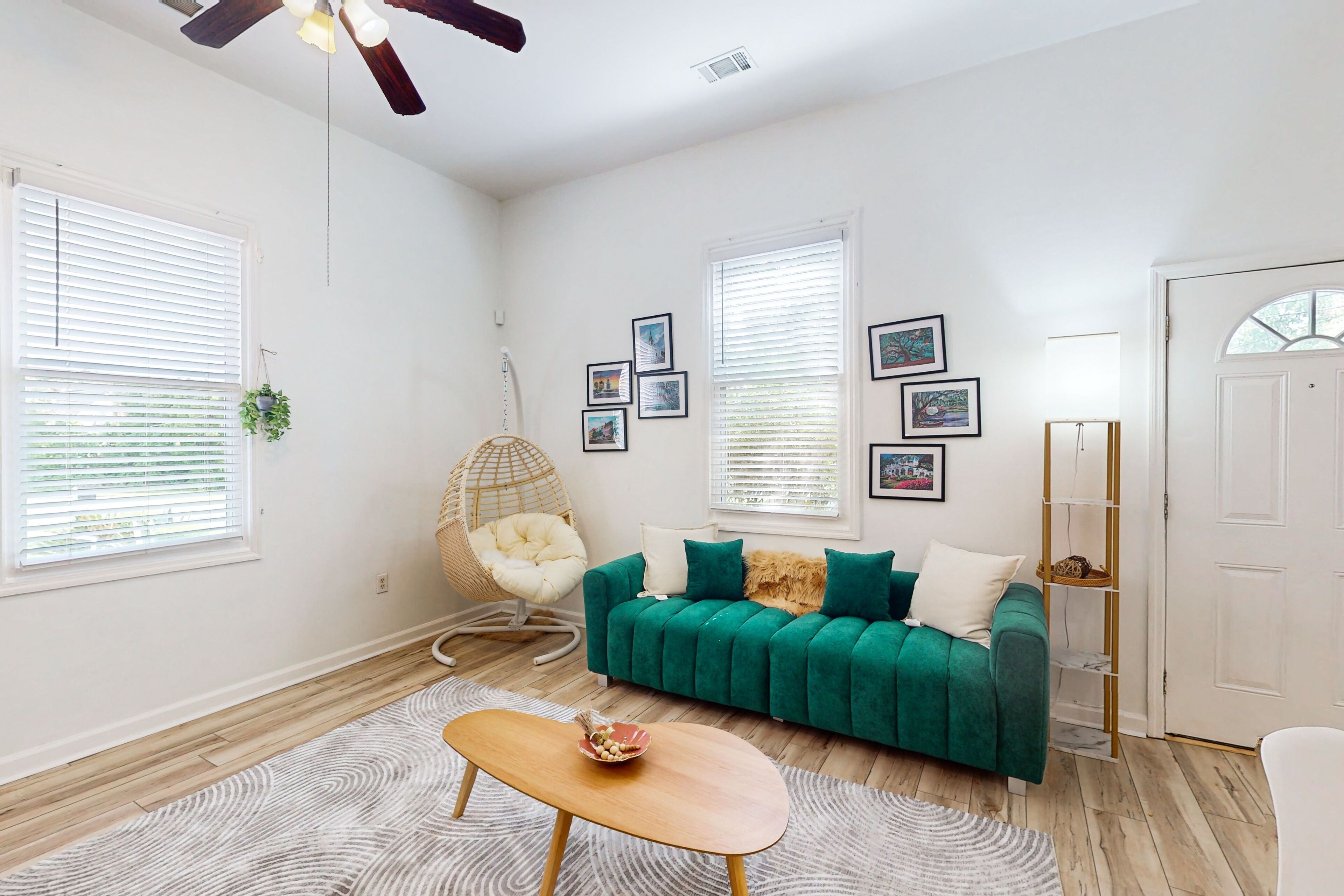 Boho duplex in a great location with smart TVs, well-equipped kitchen, W/D, & AC