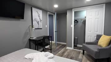 2 Schlafzimmer, Schreibtisch, Bügeleisen/Bügelbrett, kostenloses WLAN