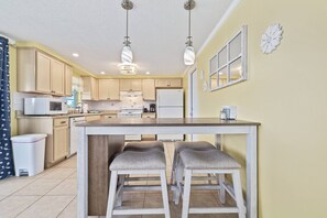 Fridge, microwave, dishwasher, coffee/tea maker