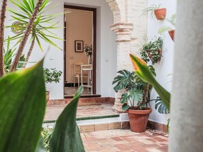 Exterior detail - Dreams of the Jewish Quarter * Oasis in Carmona Seville * (Carmona)