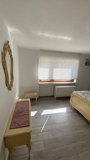 Interior - Apartment 'Am Sonnenberg' with Private Terrace and Wi-Fi (Reichelsheim (Odenwald))