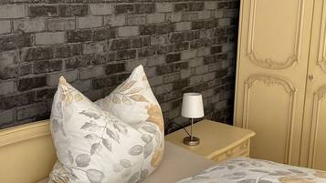 1 bedroom, free WiFi, bed sheets, wheelchair access