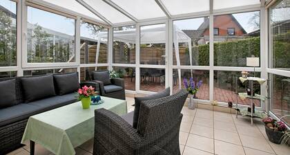 Ferienhaus Bruhn mit privater Terrasse, privatem Garten und WLAN