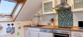 Apartment 'Ferienwohnung Schiller' with Shared Garden, Balcony and Wi-Fi