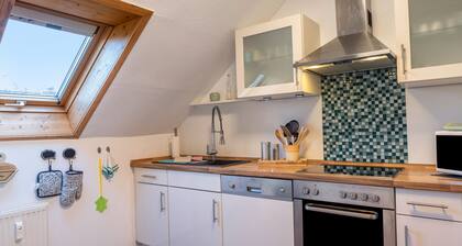 Ferienwohnung Schiller" mit Gemeinschaftsgarten, Balkon und WLAN