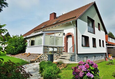 Apartment 'Ferienwohnung Schiller' with Shared Garden, Balcony and Wi-Fi