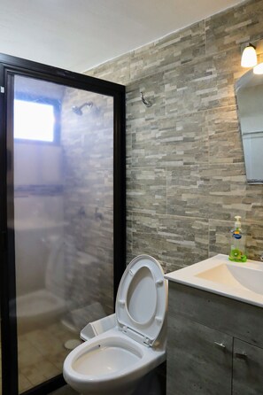 Bathroom - WorkVista Cowork y Hostal (Mazamitla)