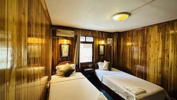 Standard Twin Room | Free WiFi