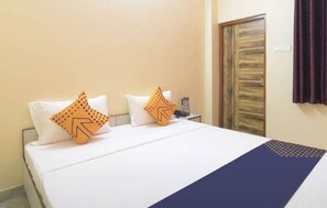 디럭스 더블룸, 시내 전망 | 방음 설비, 무료 WiFi, 침대 시트