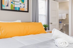 3 عدّة غرف نوم ومكتب ومكواة/لوح كي وواي فاي مجانًا