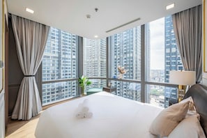 Appartement Panoramique | Décoration personnalisée, ameublement personnalisé, bureau