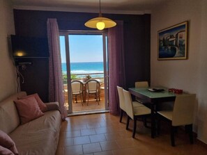 Living area - Corfu Glyfada Menigos Resort All (Corfu)