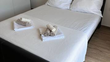 アパートメント 3 ベッドルーム 喫煙可 バルコニー | 4 室のベッドルーム