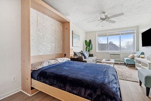 1 sovrum, strykjärn/strykbräda, gratis wi-fi och sängkläder