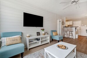 Smart TV - Condo on Lake Michigan (South Haven)