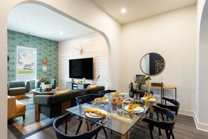 Dining - Outrider | Modern Music City Penthouse Sleeps 22 (Nashville)