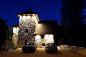 Front of property - La Tour de Coron (Belley)