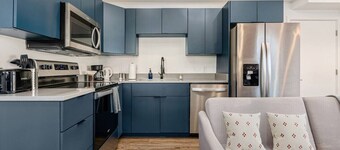 Central Loft with Pool Table! Pet-friendly Haven!