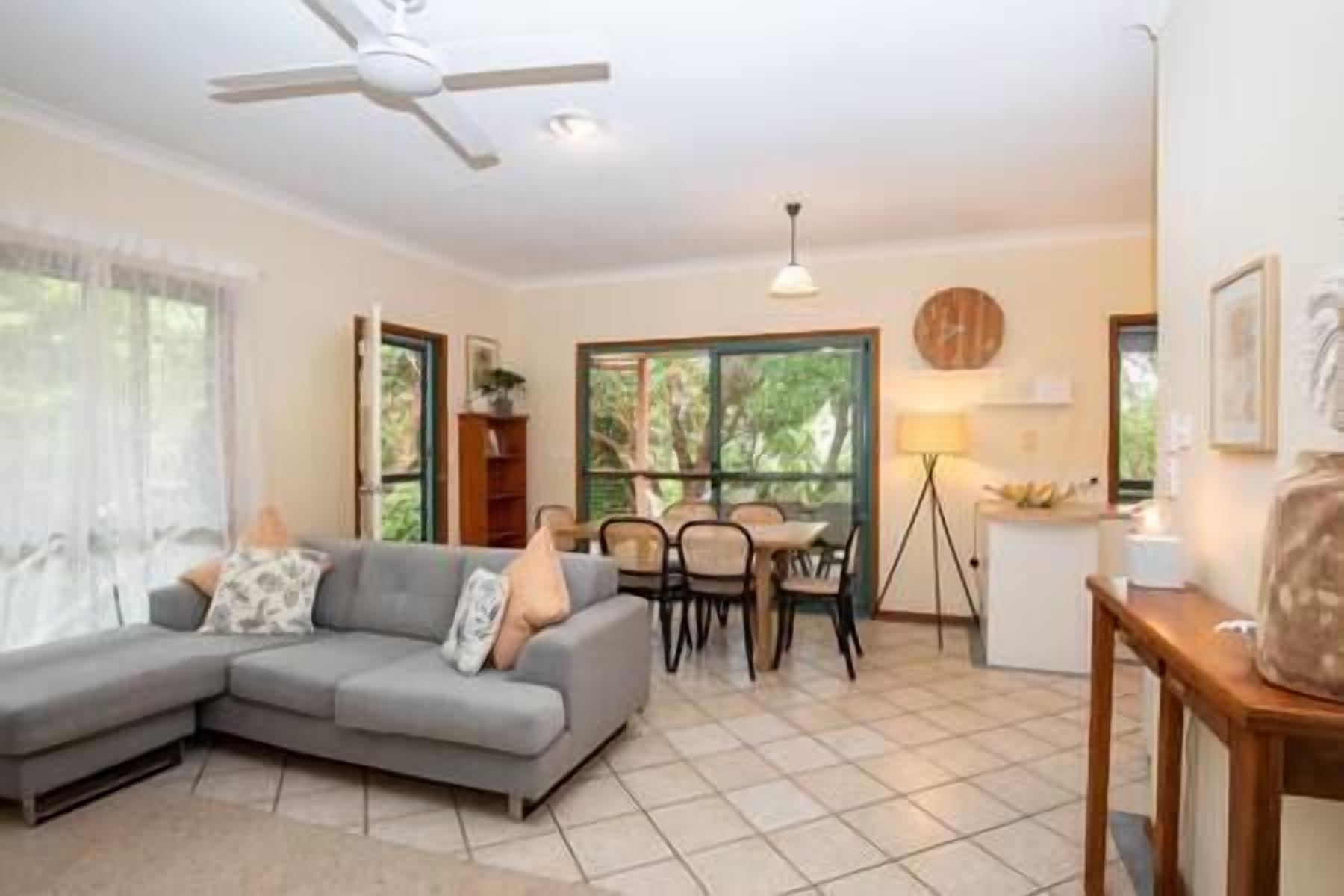 Tuckeroo - Sleeps 10, Central Location - Point Lookout