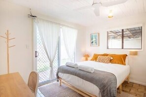 3 bedrooms - Cosy Straddie cottage + sleeps 6 + pet friendly (Point Lookout)