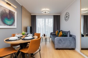 Apartment, 1 Bedroom, Balcony | Bed sheets