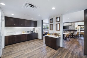 Free daily continental breakfast - Residence Inn by Marriott Lodi Stockton (Lodi)