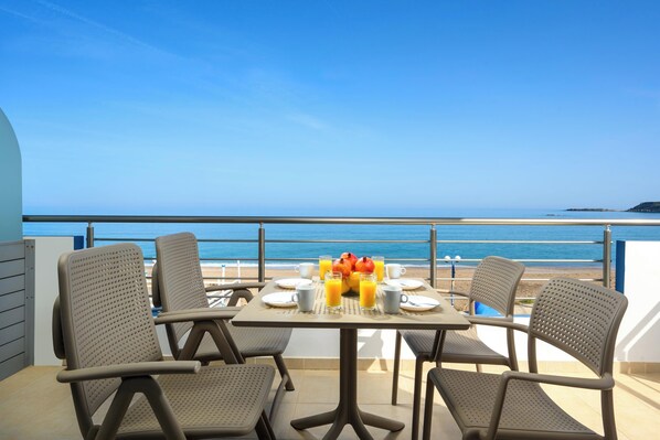 Outdoor dining - Stegnale Studios B1, Studio (Rhodes)