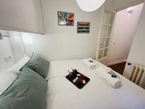 1 bedroom, soundproofing, iron/ironing board, free WiFi