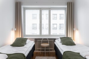 Departamento superior | Tabla de planchar con plancha y wifi gratis 
