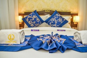 1 bedroom, in-room safe, desk, soundproofing - Limpopo Suites (Nairobi)