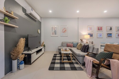 Roombix CityHouse -CozyHouse Chatuchak For10 ppl - RB1