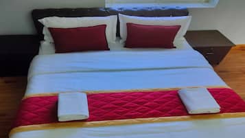 Deluxe Room | 4 bedrooms, Egyptian cotton sheets, premium bedding, desk