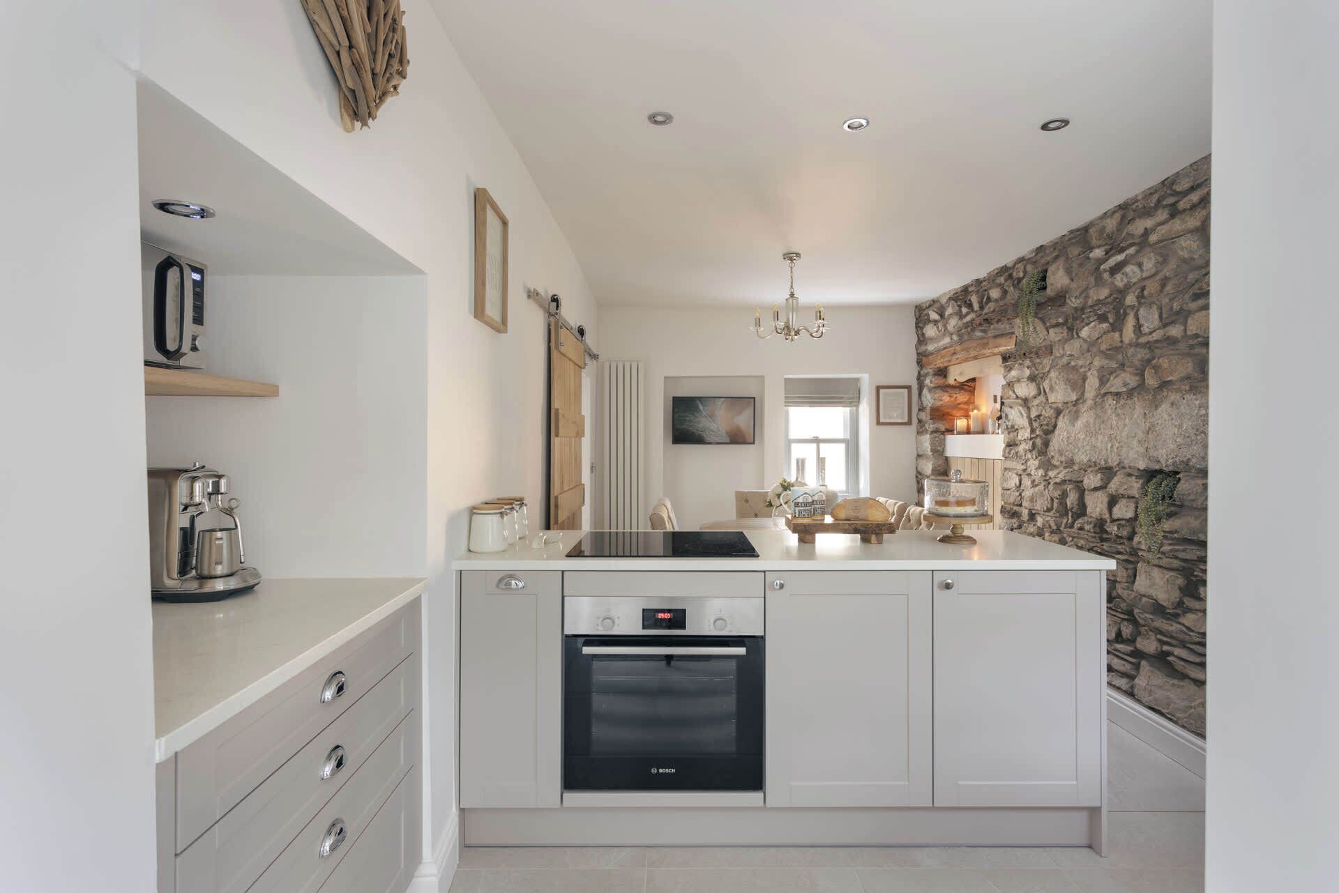 Microwave, oven, stovetop, coffee/tea maker