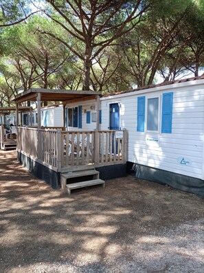 Standard Mobile Home | Terrace/patio - Happy Camp in Camping Golden Sunset (West Achaea)