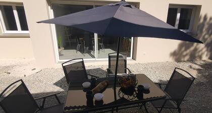 Nouvelle Villa Provençale Calme, Proche du Centre