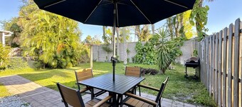 Near Fort Myers Beach âą 2BR âą 2BA âą Grill