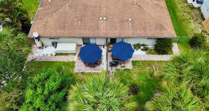 Relaxing Beachside Escape – Just 3 Miles Away!