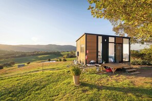 Exterior - Nichol Road Hideaway at Annie’s Retreat by Tiny Away (Allans Flat)