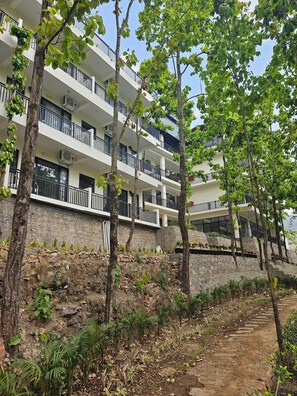 Fachada da propriedade