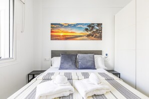 2 bedrooms, iron/ironing board, free WiFi, bed sheets - A&N Faro Daru Beach (Torre del Mar)