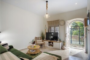 Smart TV - Iriada House in Old town (Rhodes)