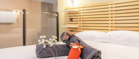 City Apartment (3- EN-VAU) | 1 bedroom, free WiFi, bed sheets