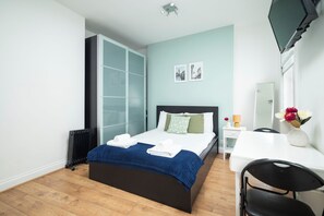 2 Schlafzimmer, Bügeleisen/Bügelbrett, WLAN, Bettwäsche