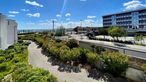 Unclassified image, 5 of 26, button - Seaside Studio with Balcony, Parking, and Beach Access in Sète (Sète)