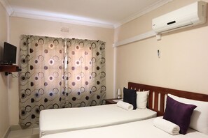 Iron/ironing board, free WiFi - Amariah Guesthouse Plateau (Kasane)
