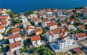 Exterior - Apartment Agnes With 63 m2 Rooftop Terrace, Grill and Pool (Okrug Gornji)