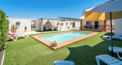 Casa Lola Holiday Home - Lantejuela